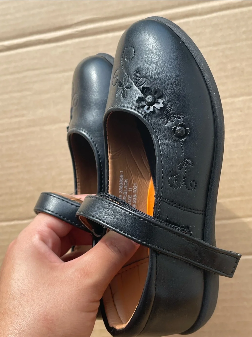 Angels New York Girls Black Mary Jane Dress Shoes with Floral Stitching Size 11